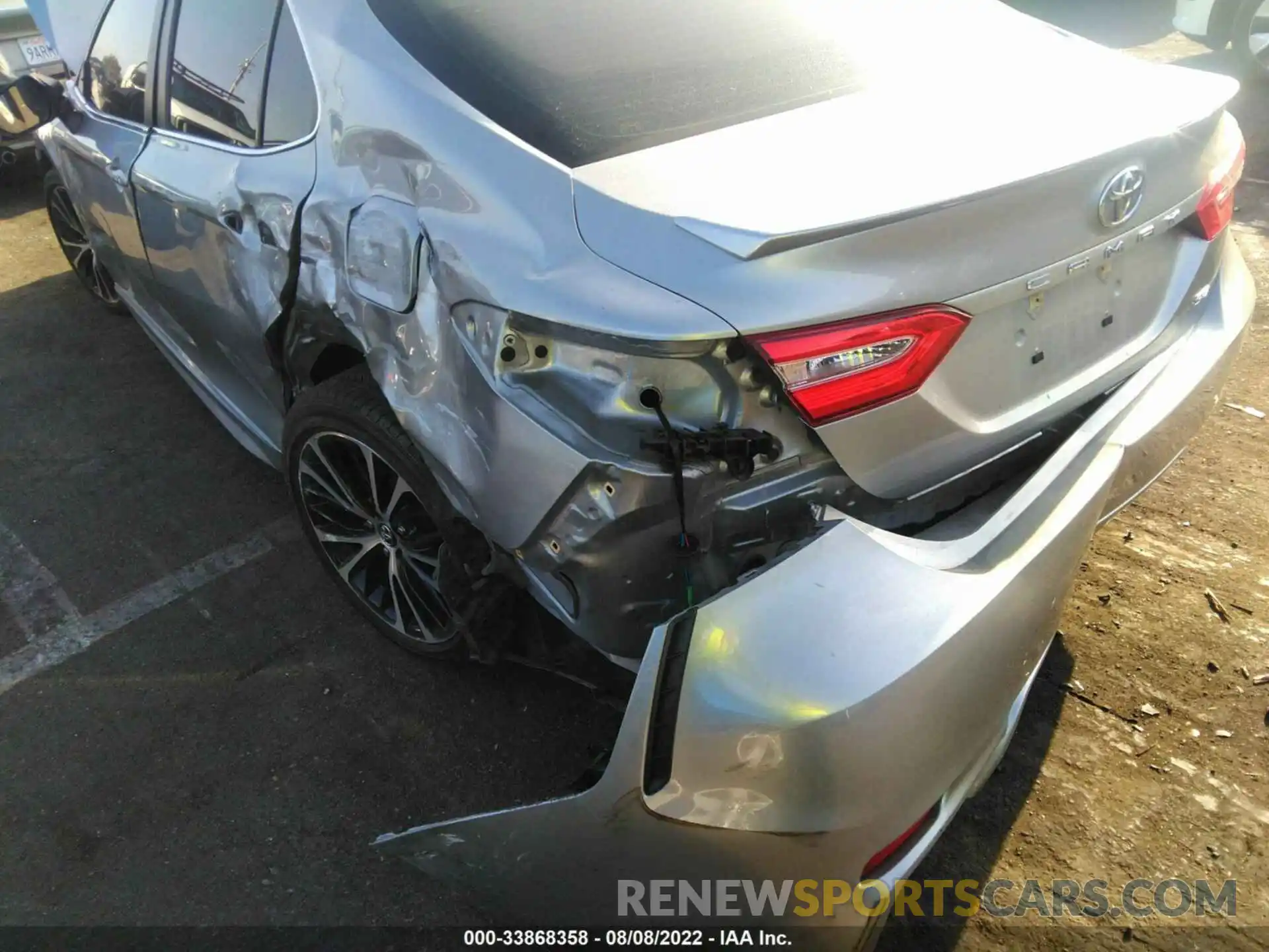 6 Photograph of a damaged car 4T1B11HK4KU231511 TOYOTA CAMRY 2019