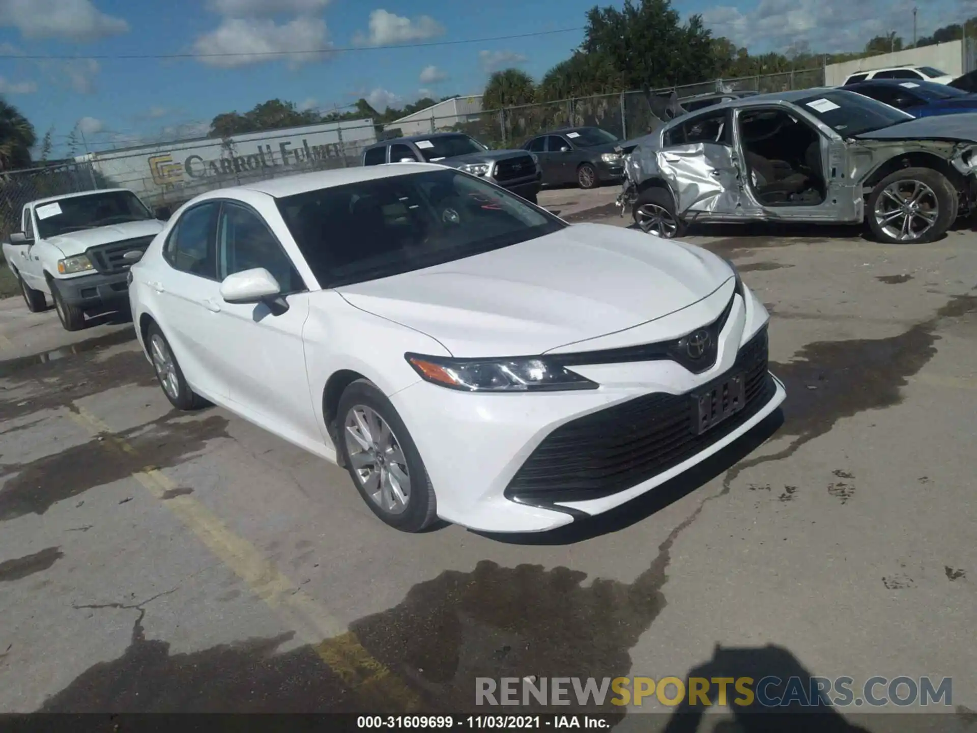 1 Photograph of a damaged car 4T1B11HK4KU239284 TOYOTA CAMRY 2019