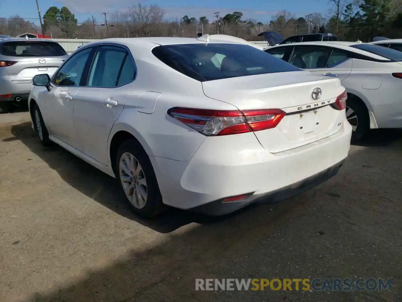 3 Photograph of a damaged car 4T1B11HK4KU241908 TOYOTA CAMRY 2019