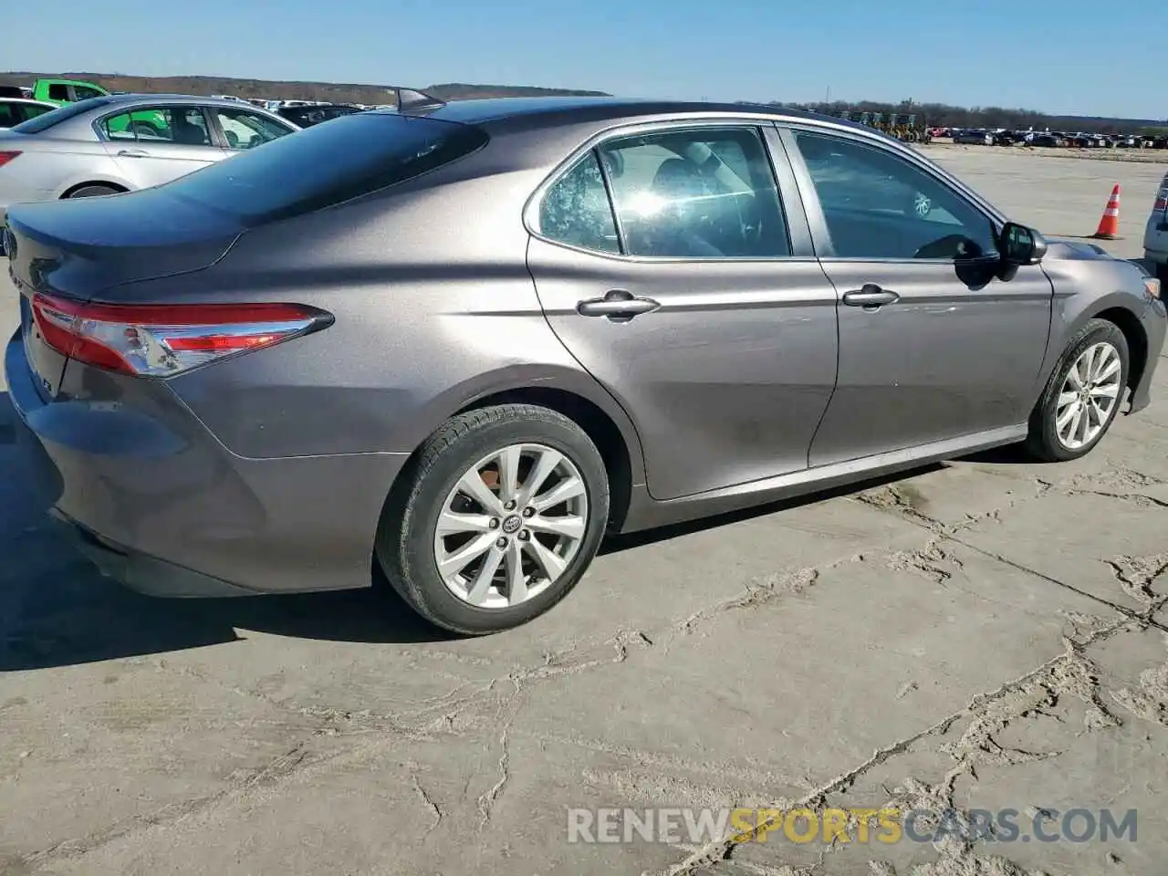 3 Photograph of a damaged car 4T1B11HK4KU242119 TOYOTA CAMRY 2019