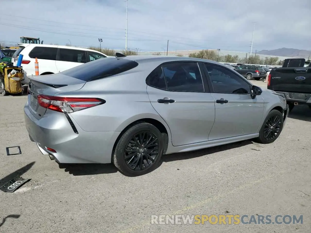 3 Photograph of a damaged car 4T1B11HK4KU249068 TOYOTA CAMRY 2019