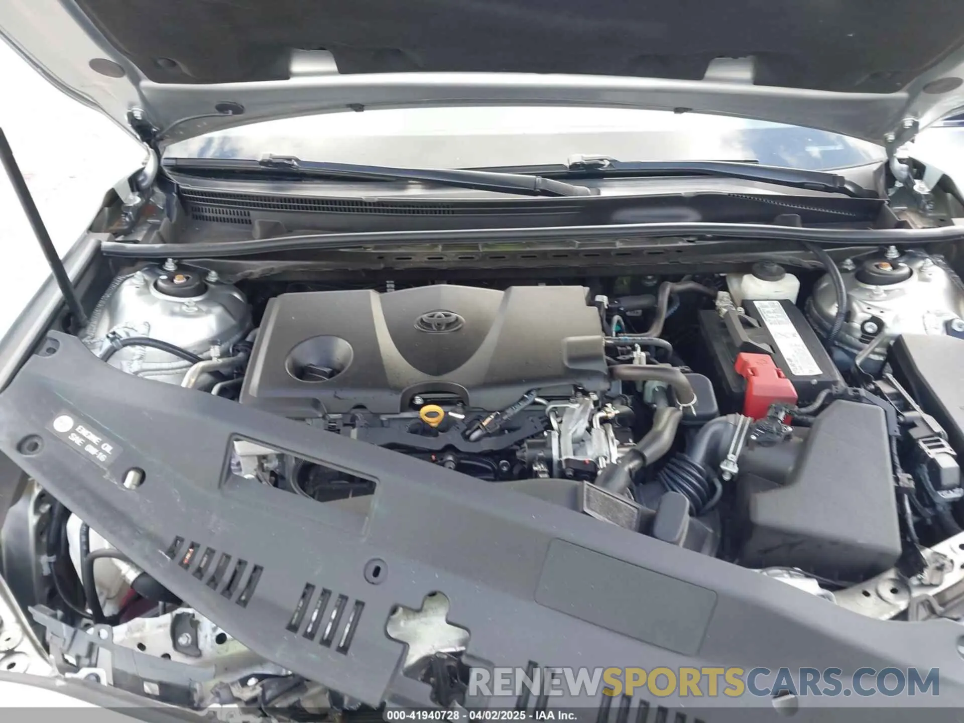 10 Photograph of a damaged car 4T1B11HK4KU249720 TOYOTA CAMRY 2019