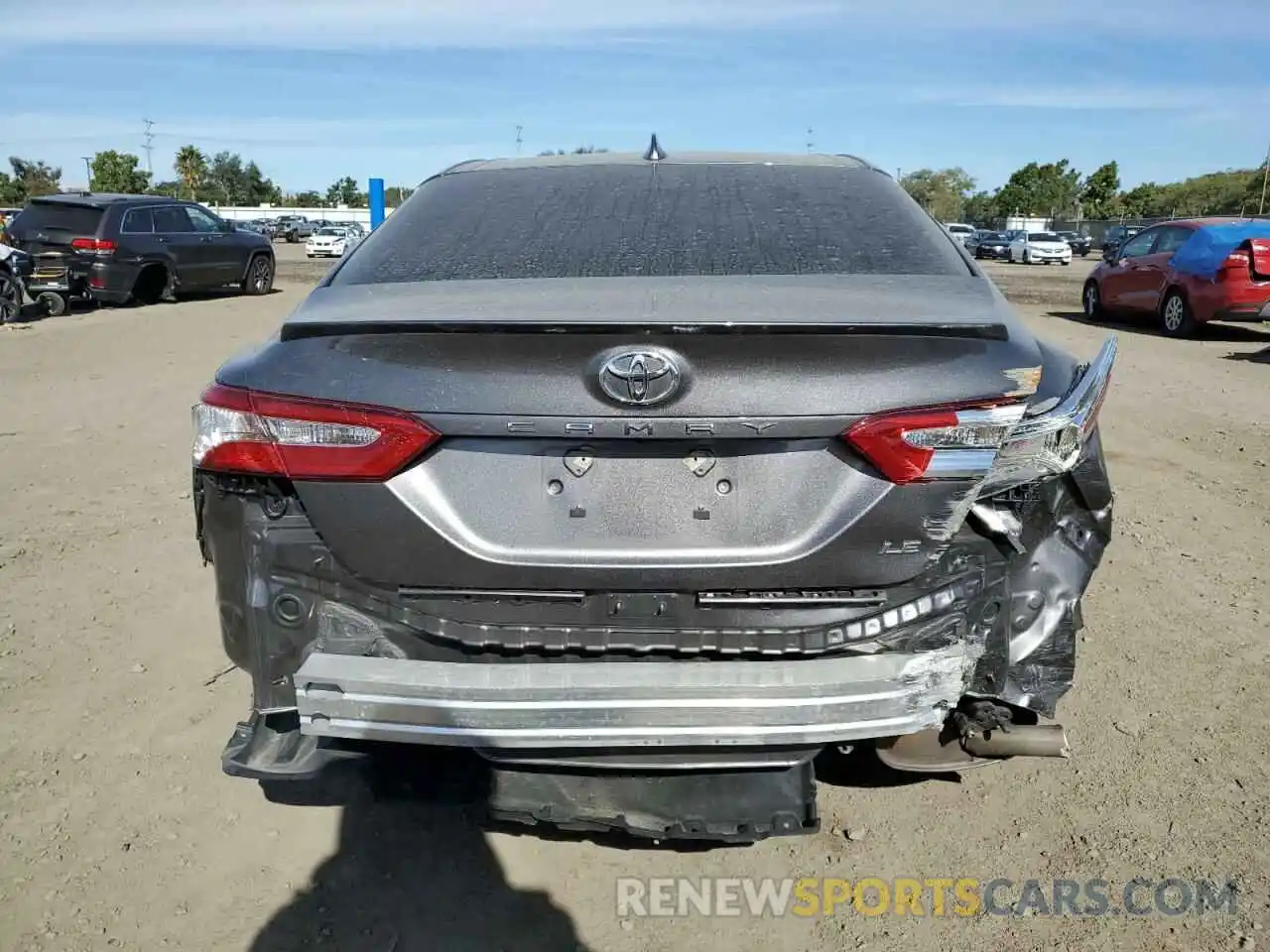 6 Photograph of a damaged car 4T1B11HK4KU252195 TOYOTA CAMRY 2019