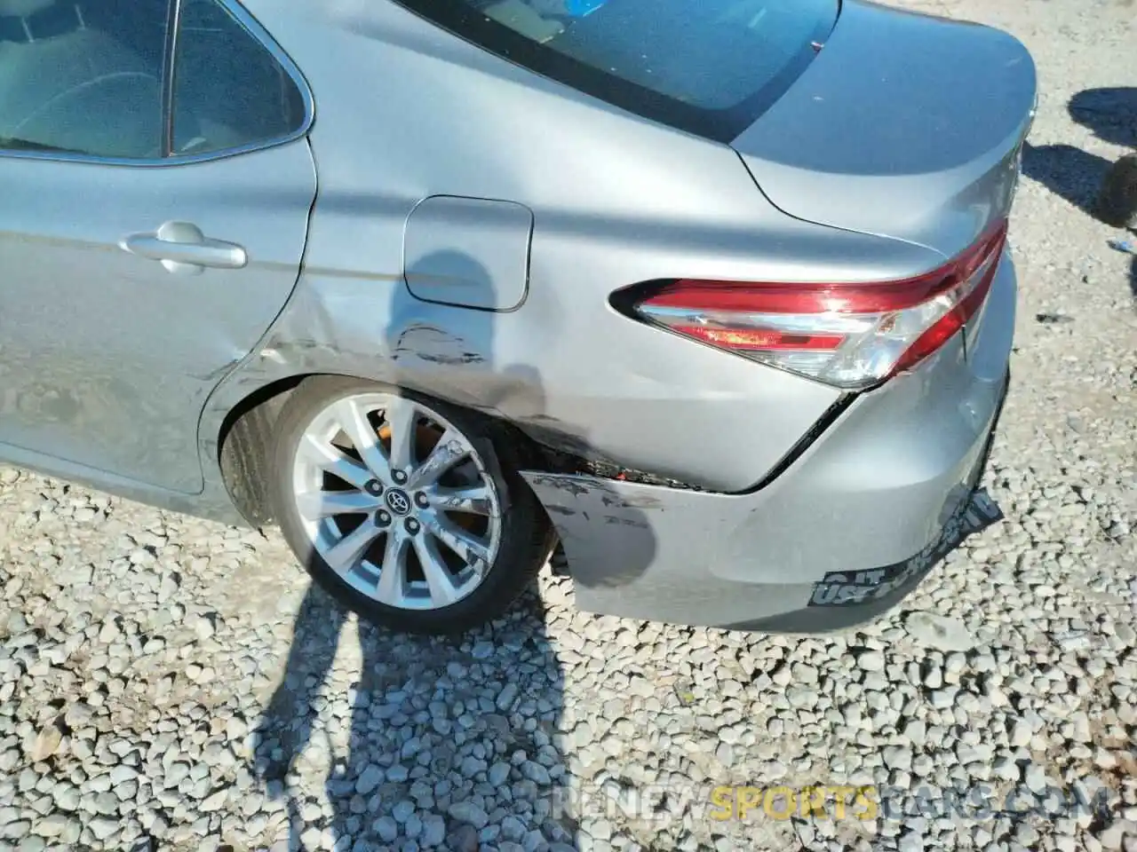 9 Photograph of a damaged car 4T1B11HK4KU254318 TOYOTA CAMRY 2019