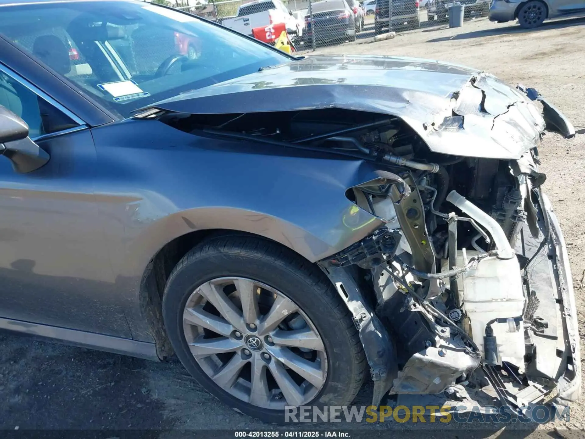 17 Photograph of a damaged car 4T1B11HK4KU254853 TOYOTA CAMRY 2019