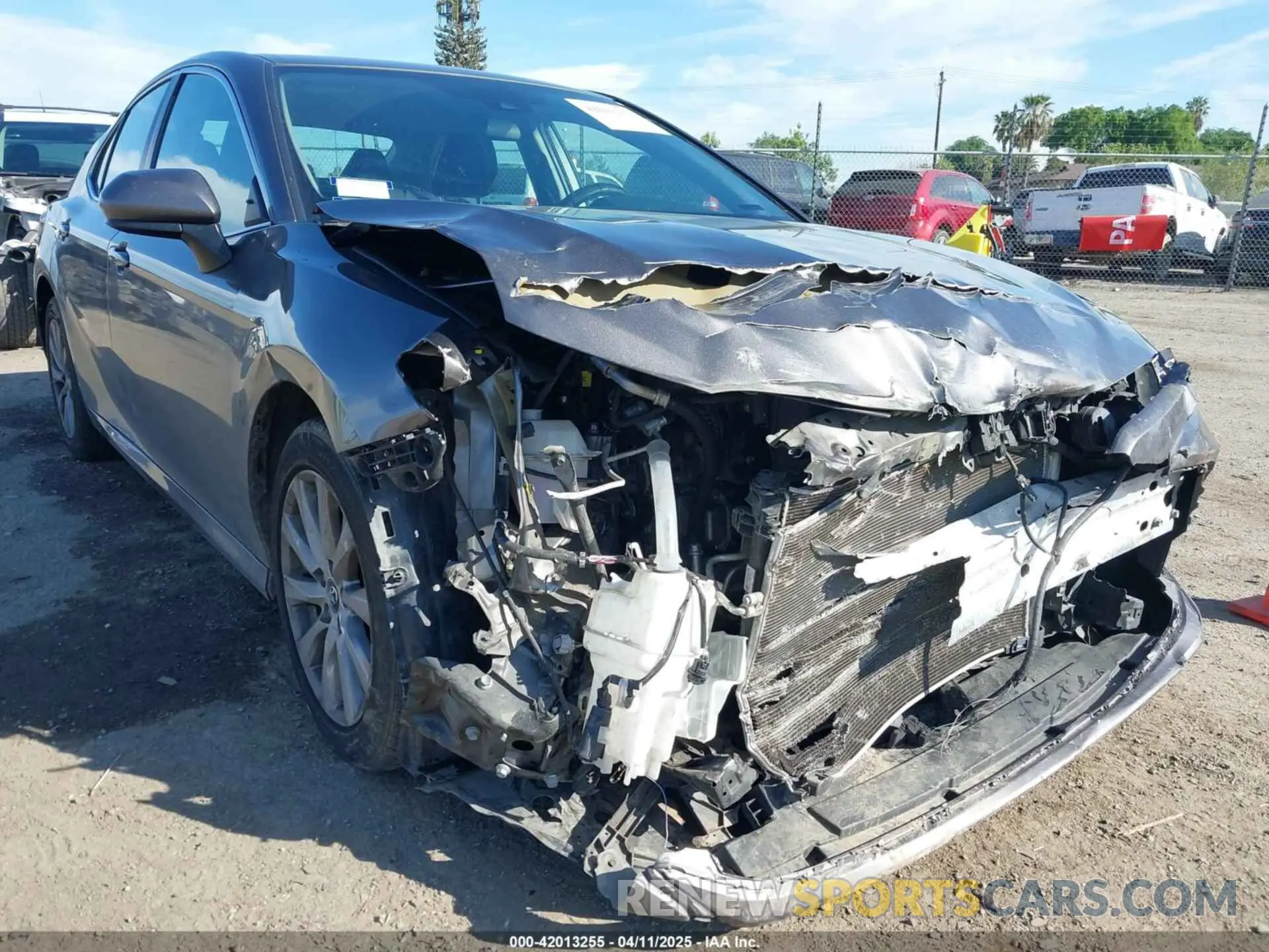 6 Photograph of a damaged car 4T1B11HK4KU254853 TOYOTA CAMRY 2019