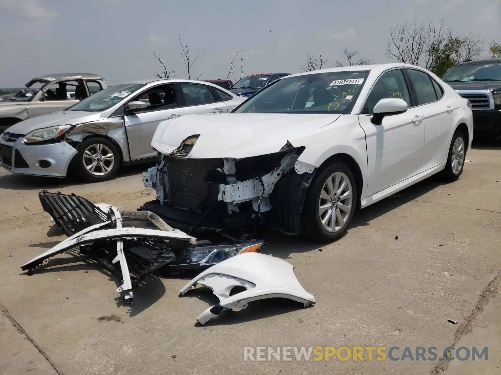 2 Photograph of a damaged car 4T1B11HK4KU266131 TOYOTA CAMRY 2019