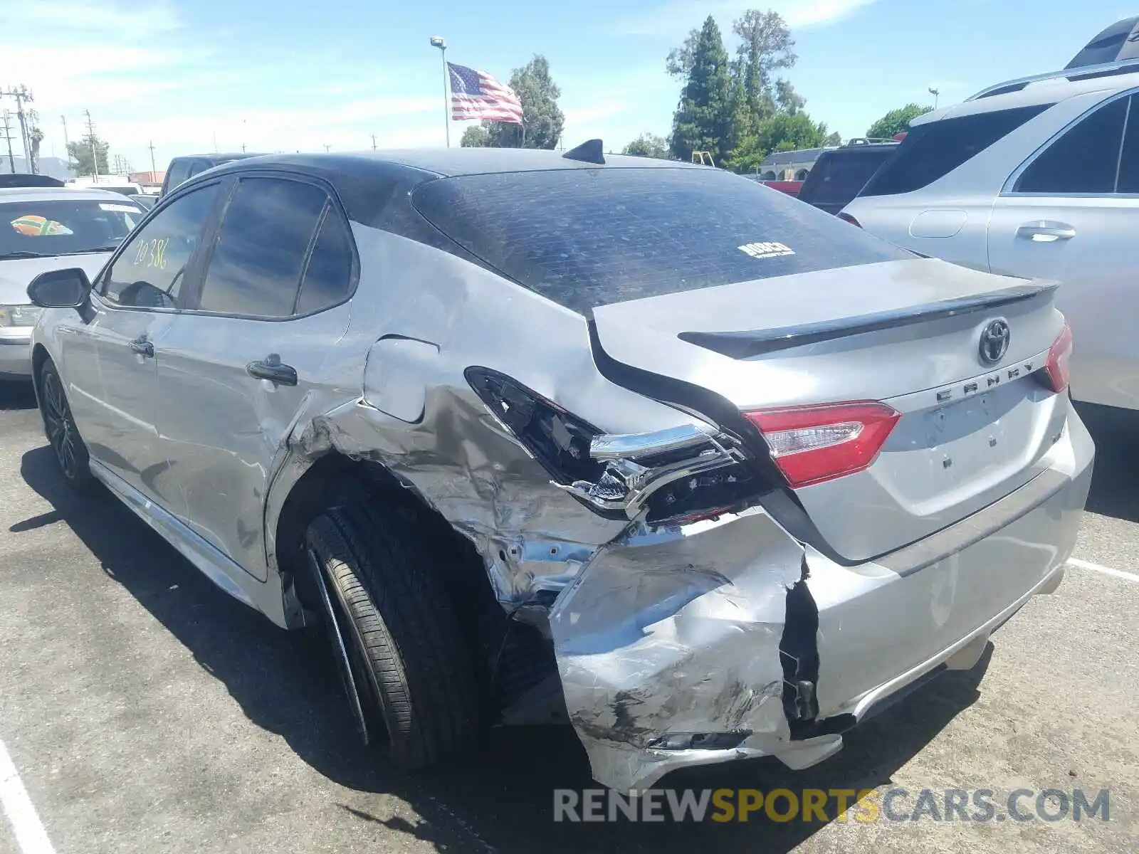 3 Photograph of a damaged car 4T1B11HK4KU270003 TOYOTA CAMRY 2019