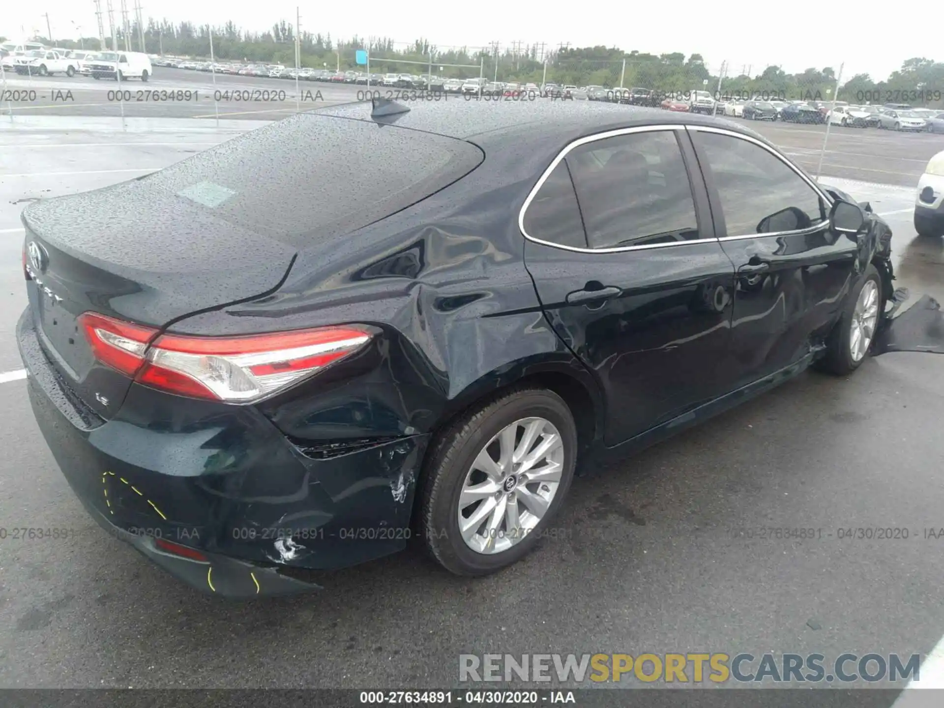 4 Photograph of a damaged car 4T1B11HK4KU273743 TOYOTA CAMRY 2019