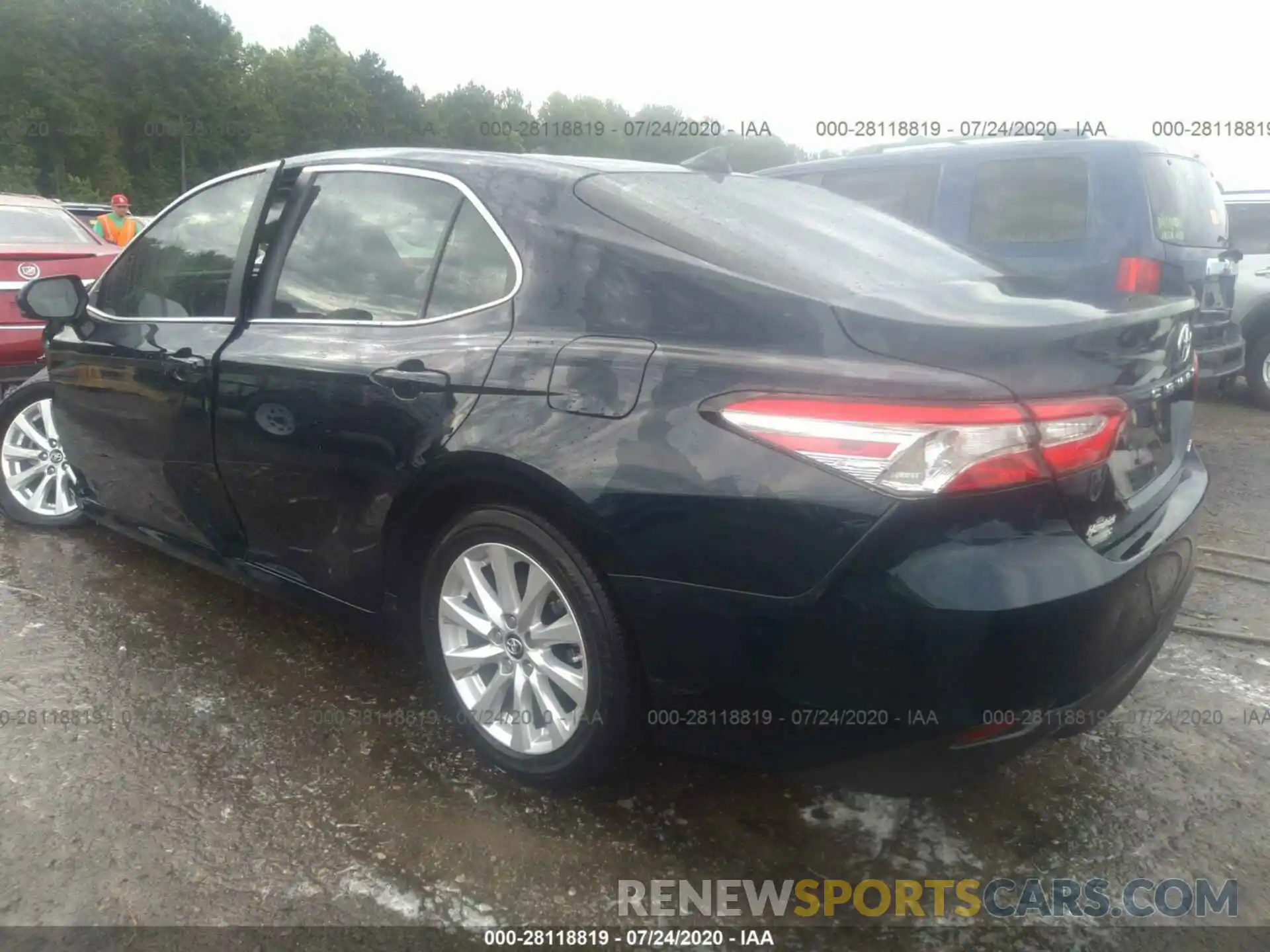 3 Photograph of a damaged car 4T1B11HK4KU273841 TOYOTA CAMRY 2019