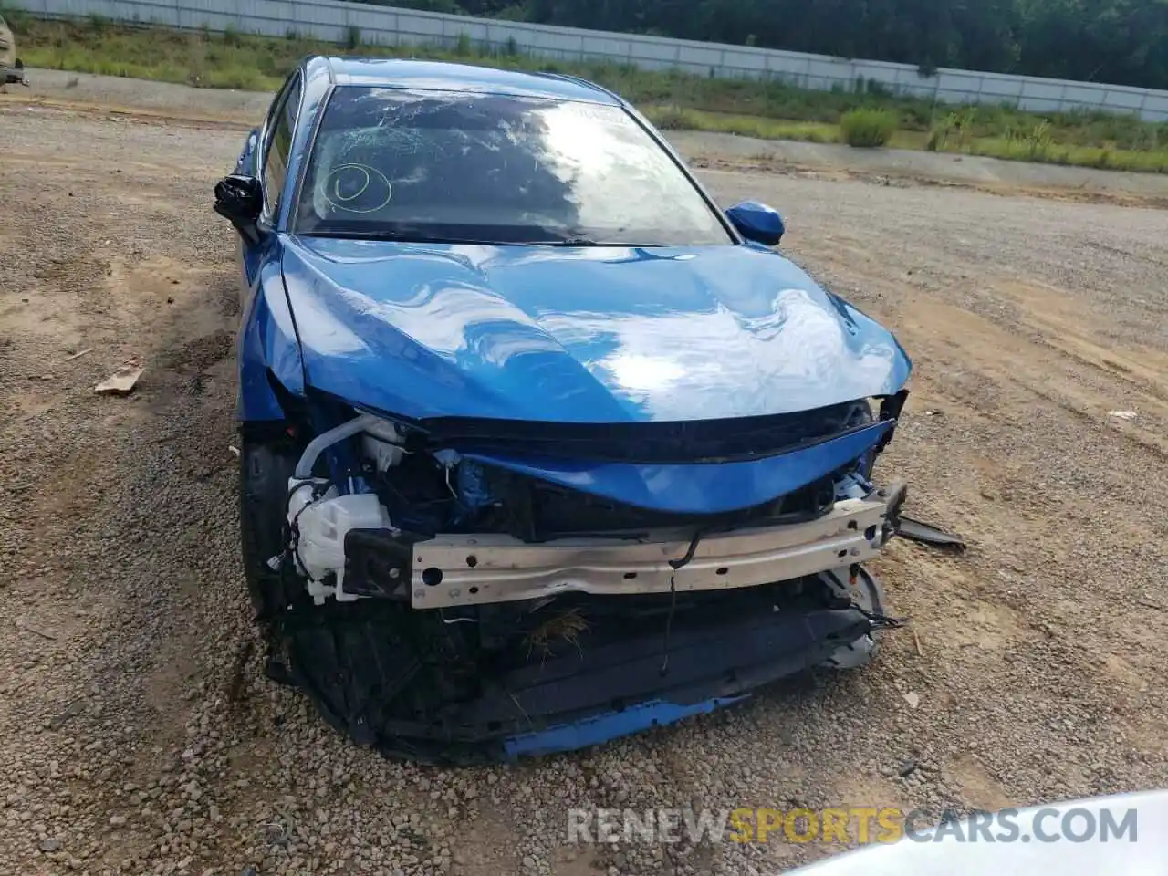 9 Photograph of a damaged car 4T1B11HK4KU274004 TOYOTA CAMRY 2019