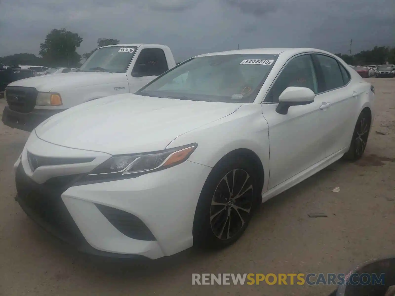 2 Photograph of a damaged car 4T1B11HK4KU276285 TOYOTA CAMRY 2019