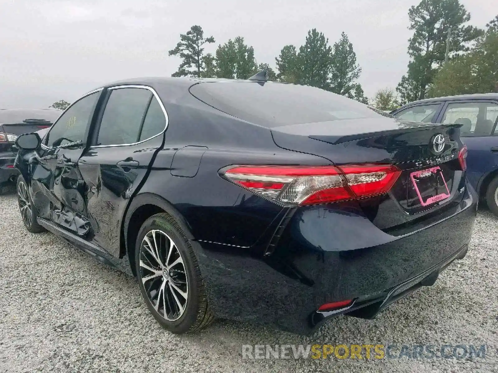 3 Photograph of a damaged car 4T1B11HK4KU276724 TOYOTA CAMRY 2019