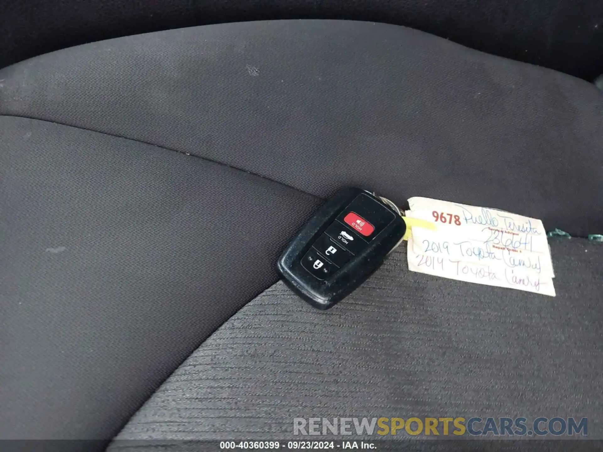 11 Photograph of a damaged car 4T1B11HK4KU278618 TOYOTA CAMRY 2019