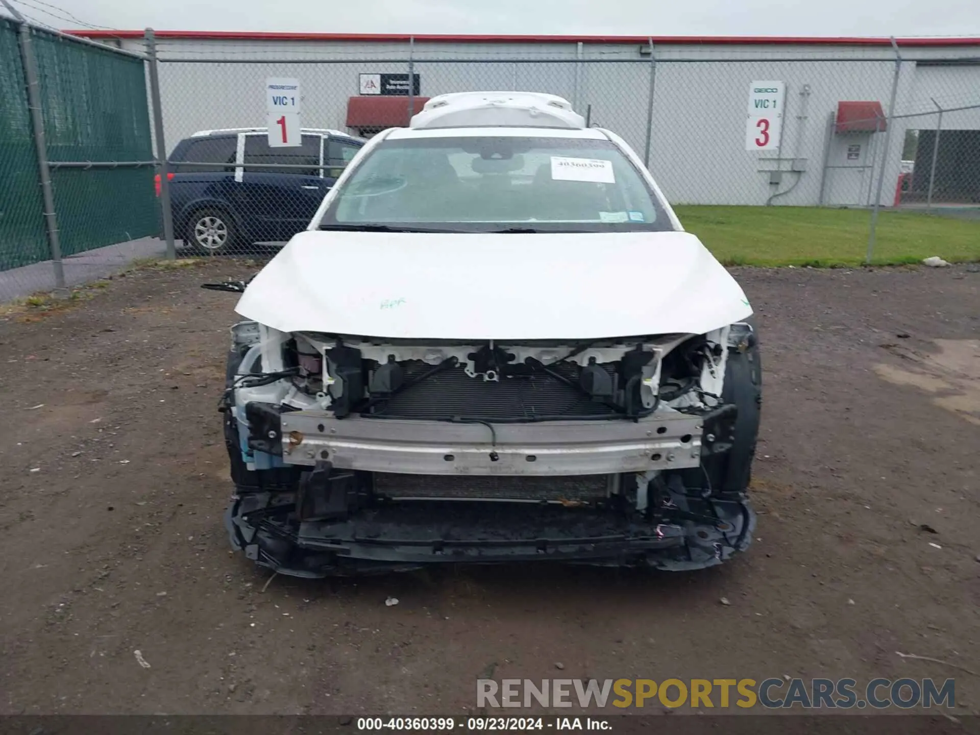 13 Photograph of a damaged car 4T1B11HK4KU278618 TOYOTA CAMRY 2019