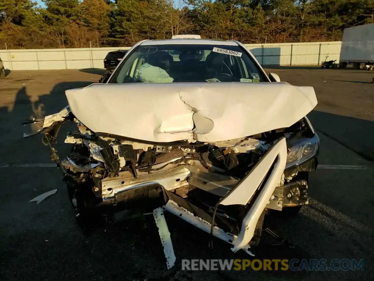 5 Photograph of a damaged car 4T1B11HK4KU283799 TOYOTA CAMRY 2019