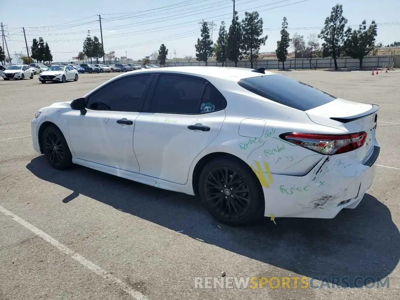 2 Photograph of a damaged car 4T1B11HK4KU284211 TOYOTA CAMRY 2019