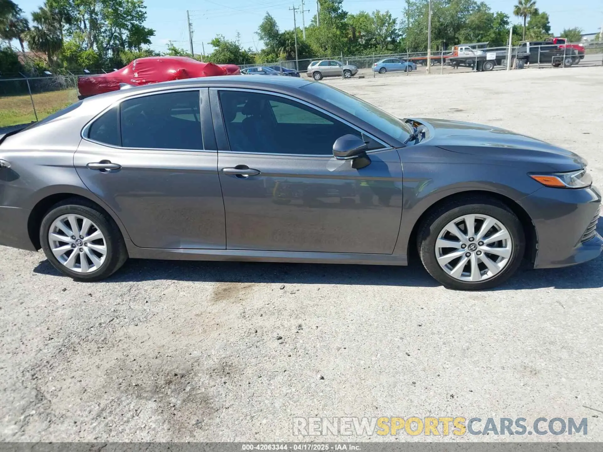 13 Photograph of a damaged car 4T1B11HK4KU286959 TOYOTA CAMRY 2019