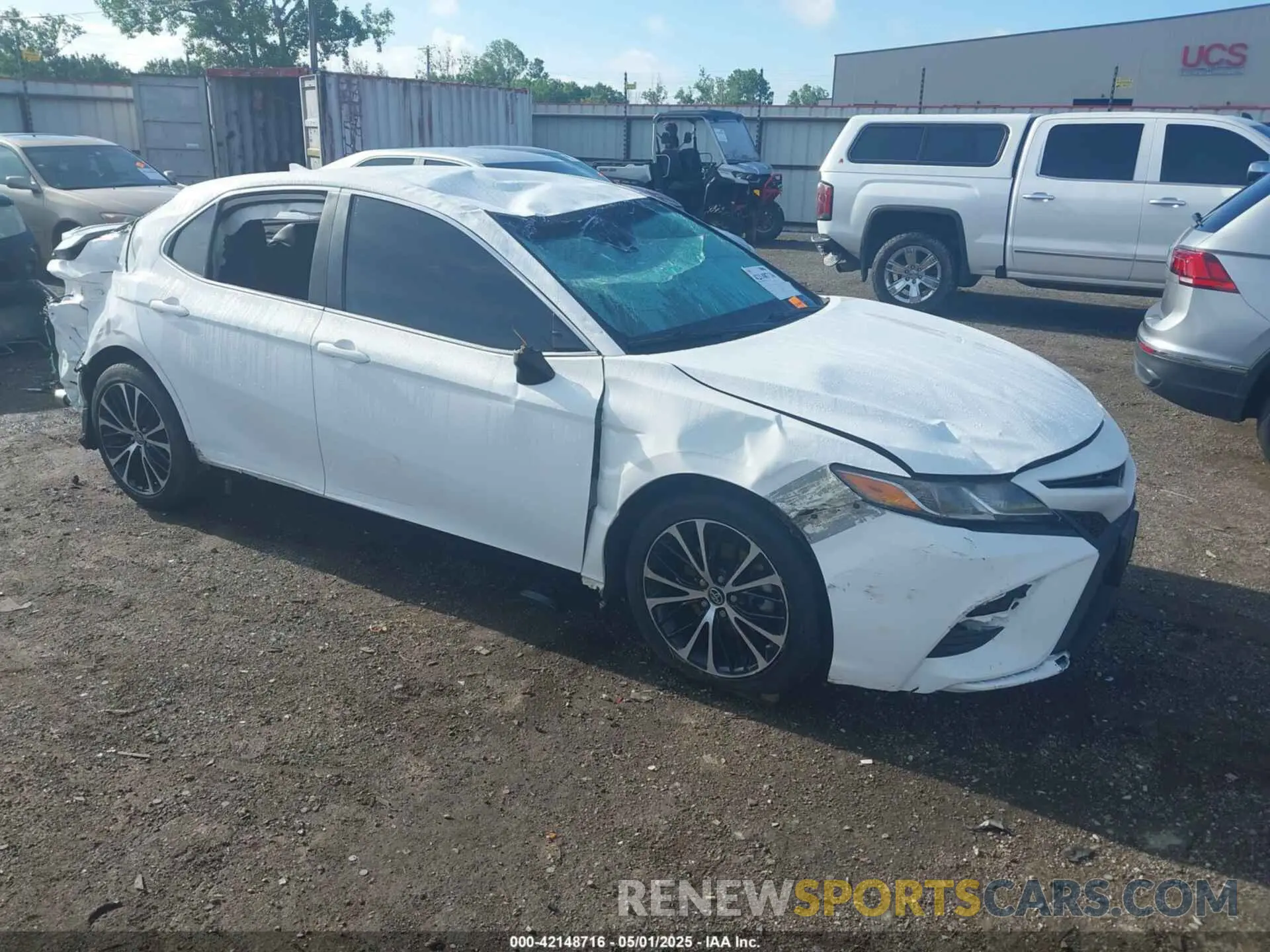 1 Photograph of a damaged car 4T1B11HK4KU293216 TOYOTA CAMRY 2019