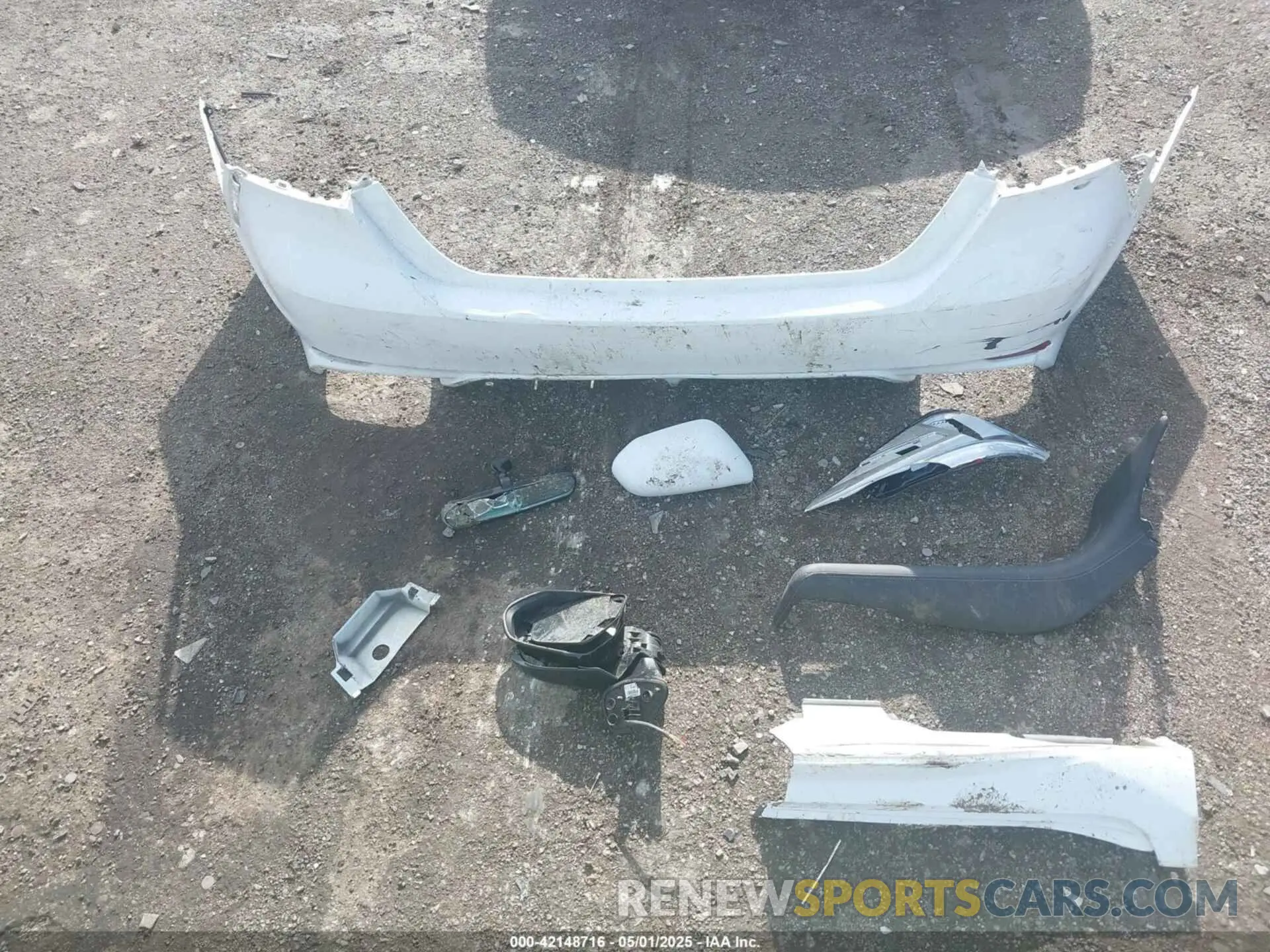 12 Photograph of a damaged car 4T1B11HK4KU293216 TOYOTA CAMRY 2019