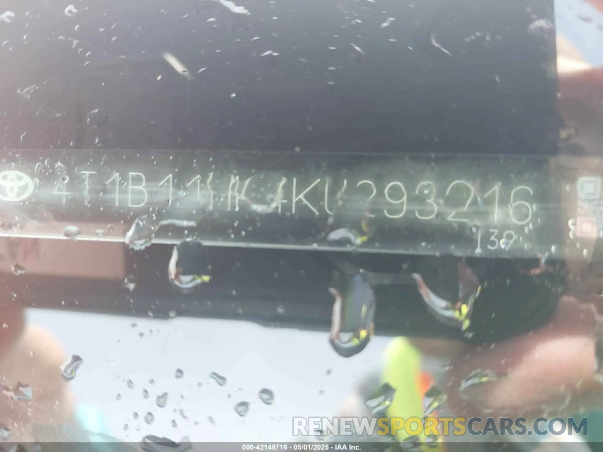 9 Photograph of a damaged car 4T1B11HK4KU293216 TOYOTA CAMRY 2019