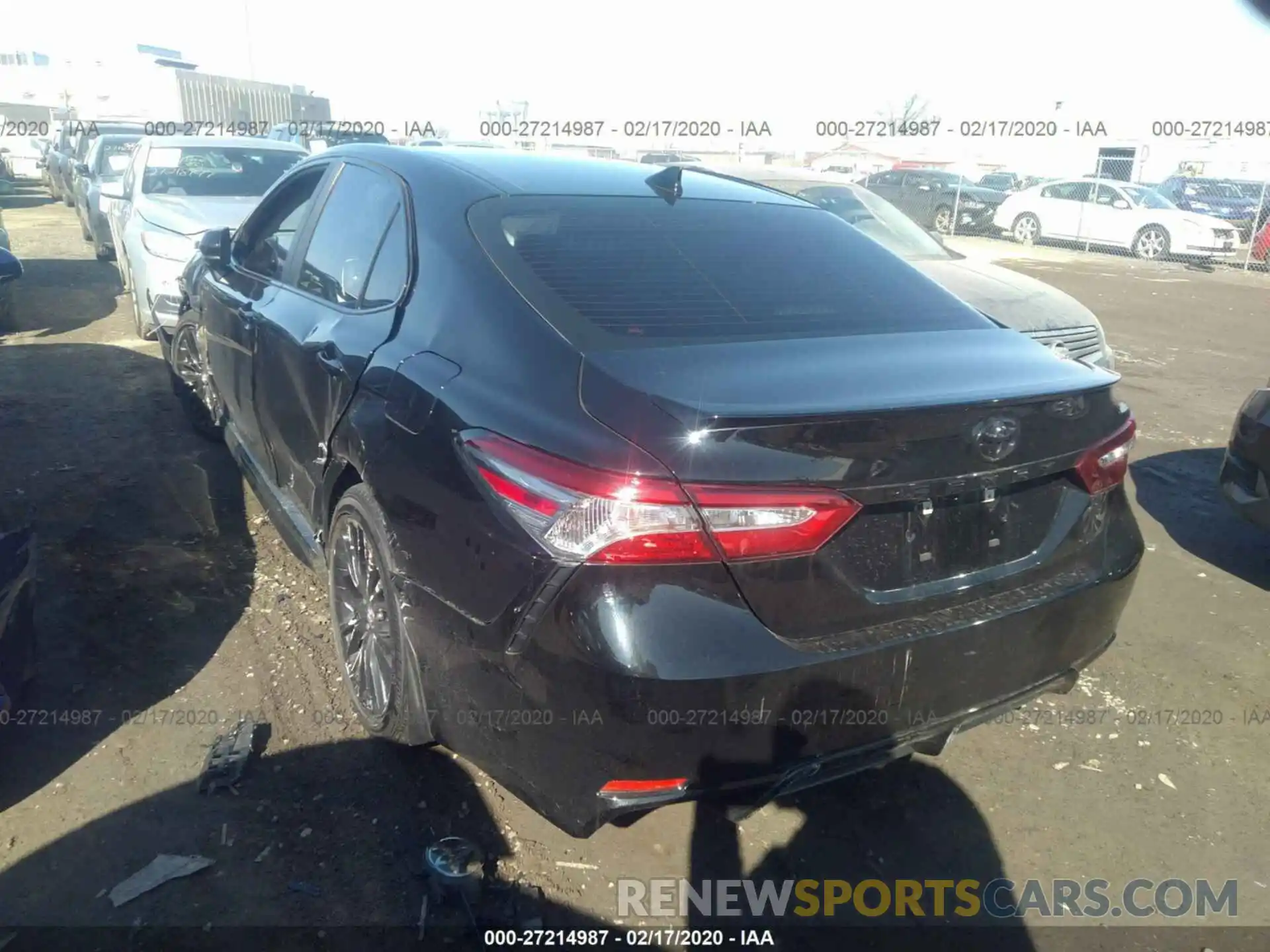 3 Photograph of a damaged car 4T1B11HK4KU293720 TOYOTA CAMRY 2019