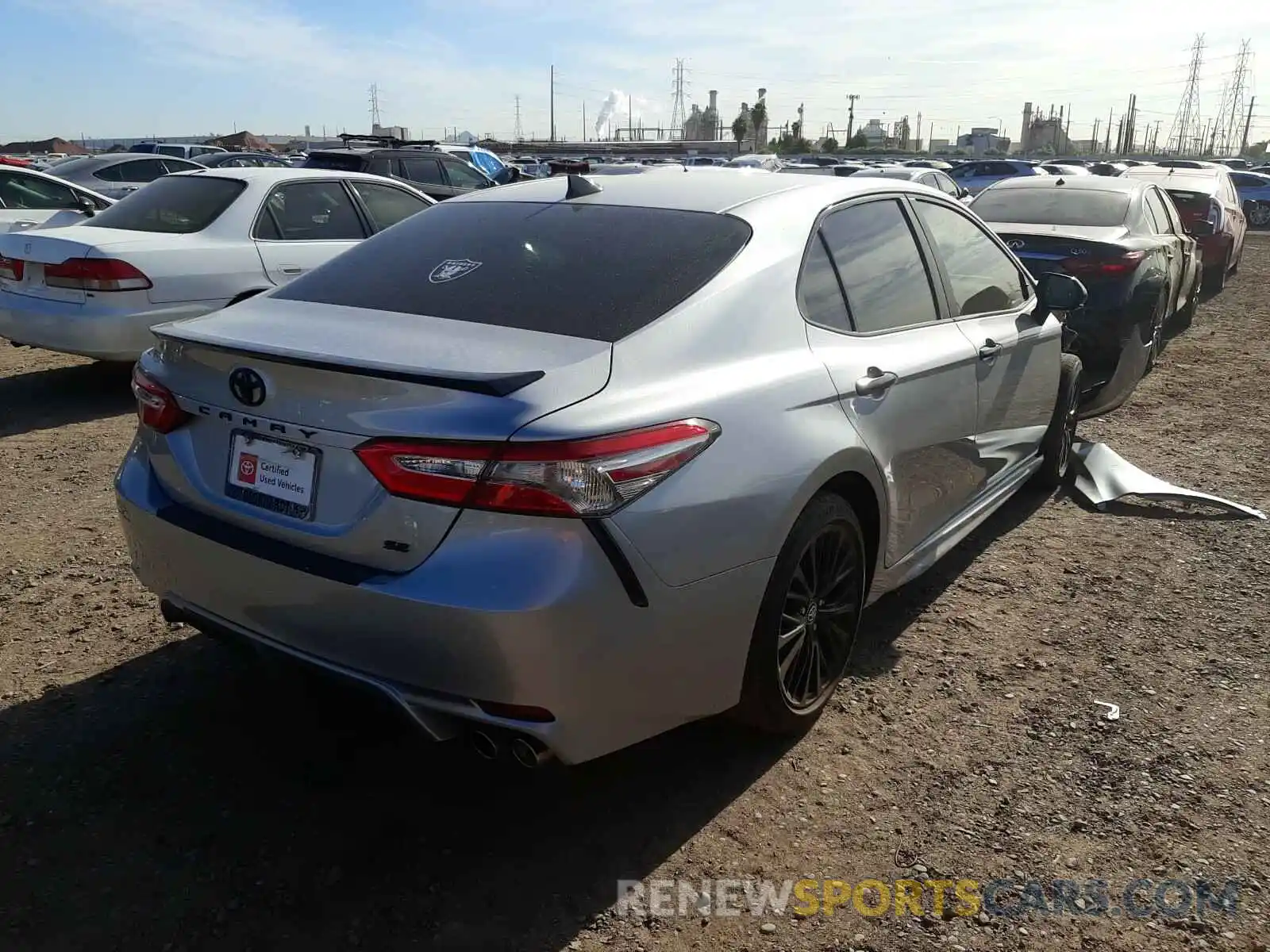 4 Photograph of a damaged car 4T1B11HK4KU299906 TOYOTA CAMRY 2019