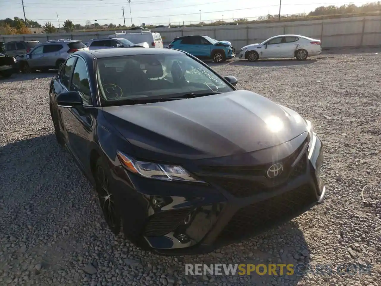 1 Photograph of a damaged car 4T1B11HK4KU680817 TOYOTA CAMRY 2019