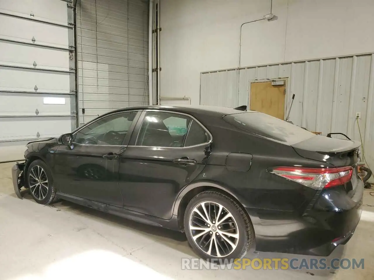 2 Photograph of a damaged car 4T1B11HK4KU680896 TOYOTA CAMRY 2019