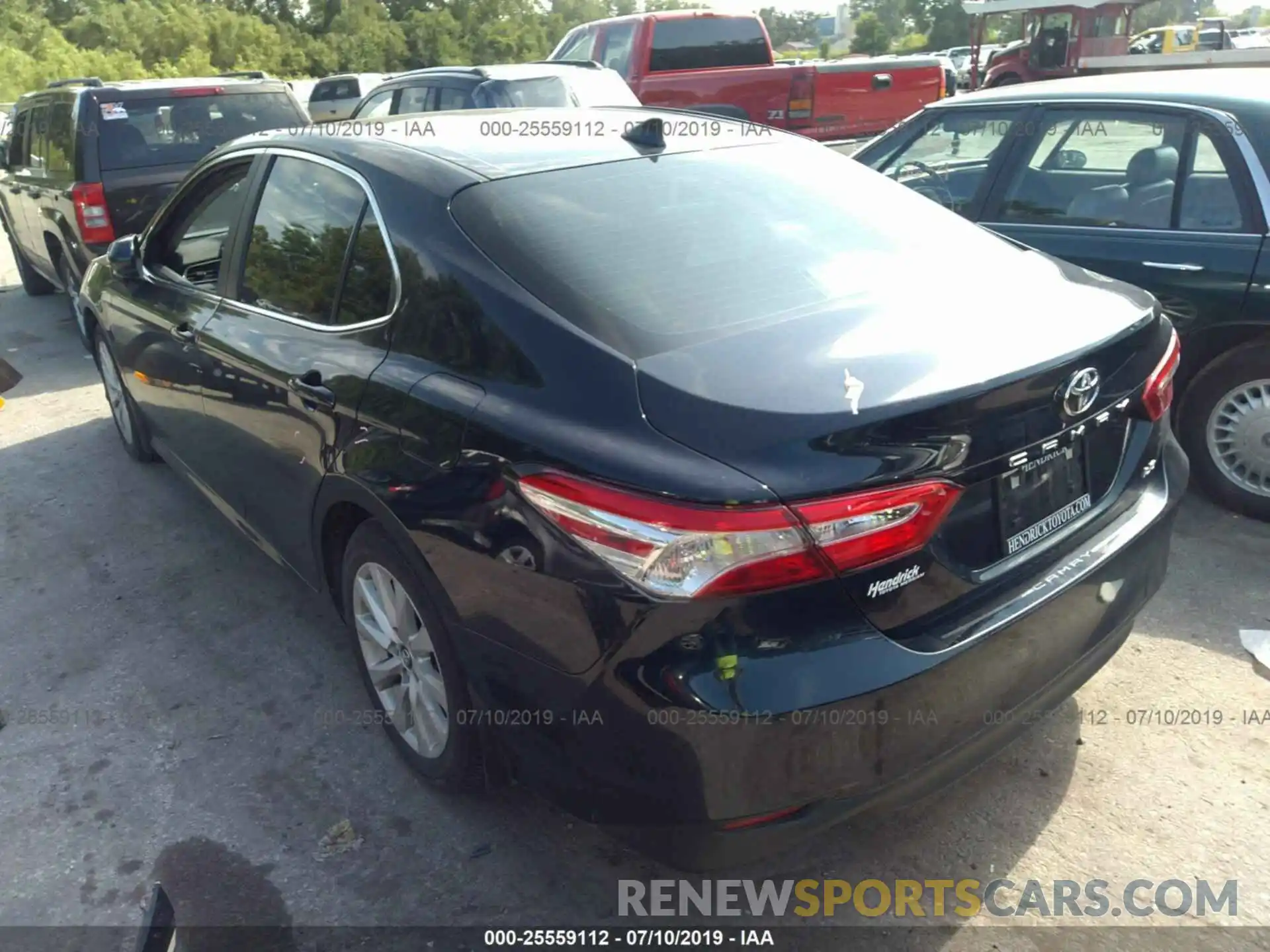 3 Photograph of a damaged car 4T1B11HK4KU684172 TOYOTA CAMRY 2019