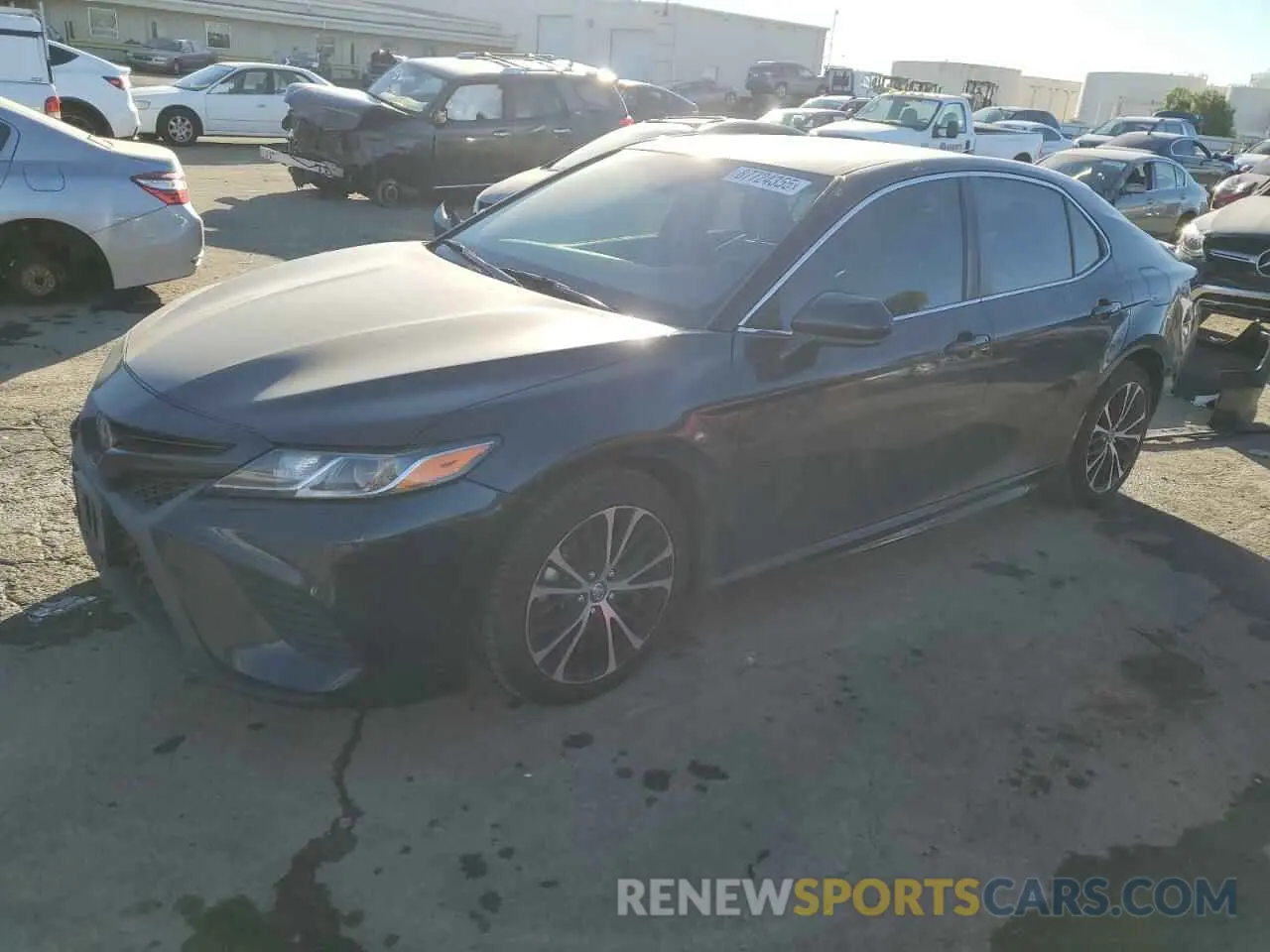 1 Photograph of a damaged car 4T1B11HK4KU684415 TOYOTA CAMRY 2019