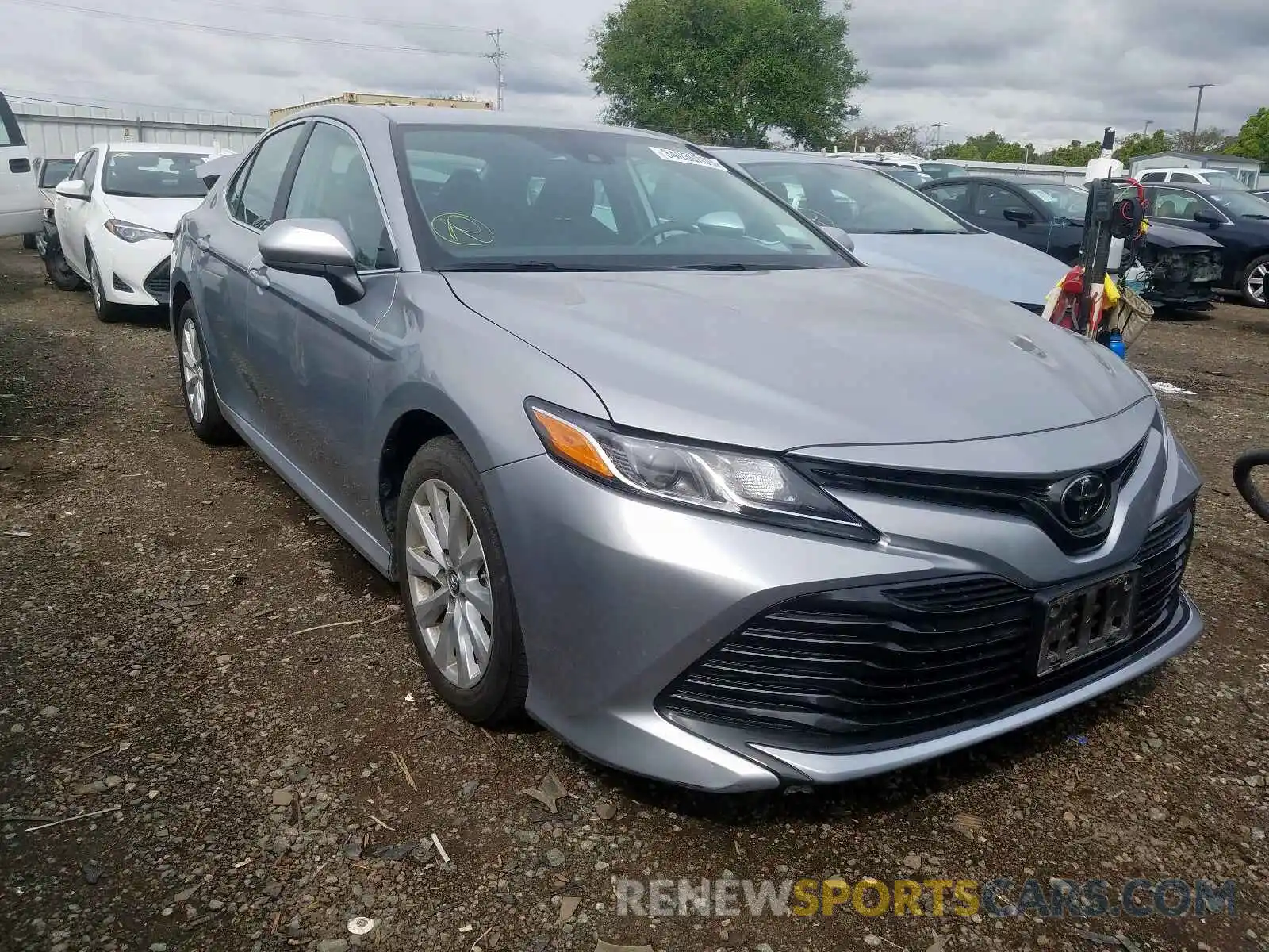 1 Photograph of a damaged car 4T1B11HK4KU687203 TOYOTA CAMRY 2019