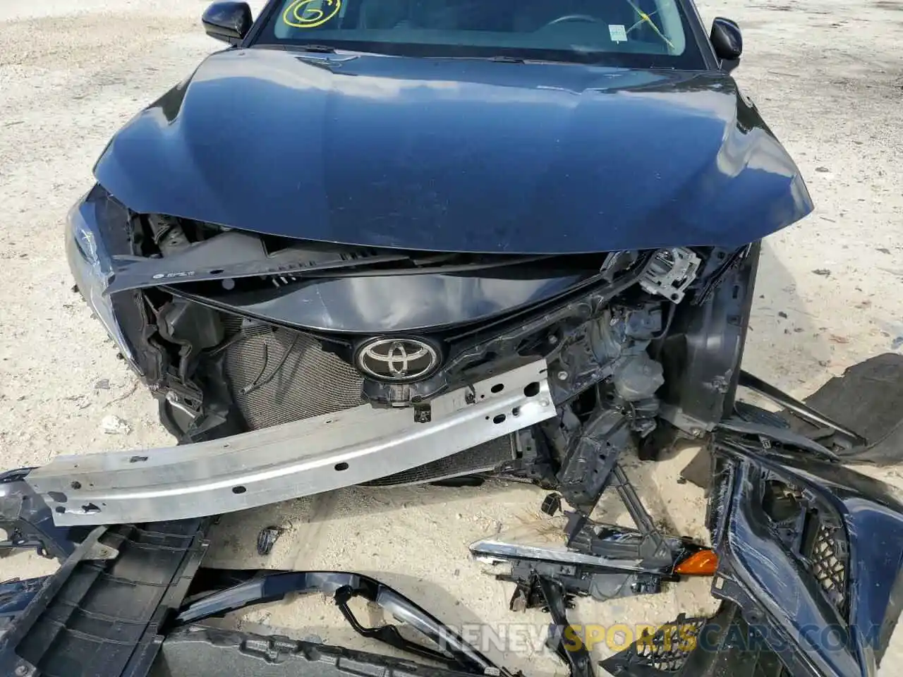 9 Photograph of a damaged car 4T1B11HK4KU688819 TOYOTA CAMRY 2019