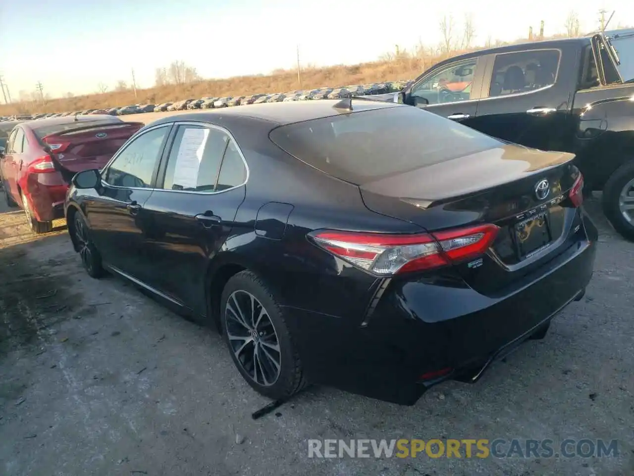 3 Photograph of a damaged car 4T1B11HK4KU696869 TOYOTA CAMRY 2019