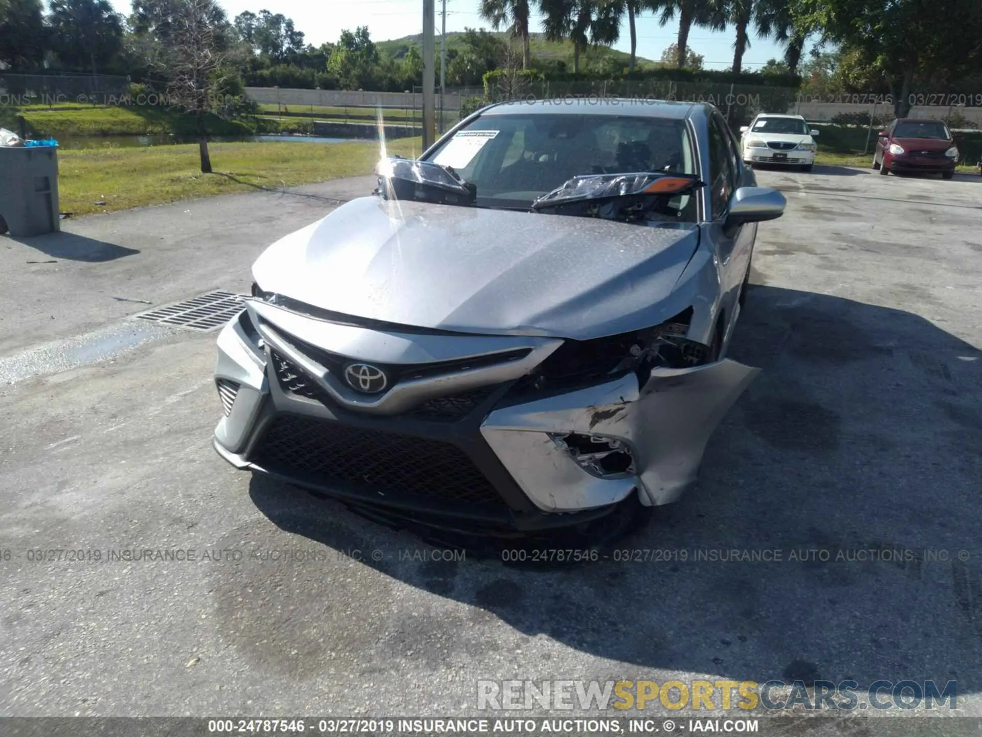 6 Photograph of a damaged car 4T1B11HK4KU698198 TOYOTA CAMRY 2019