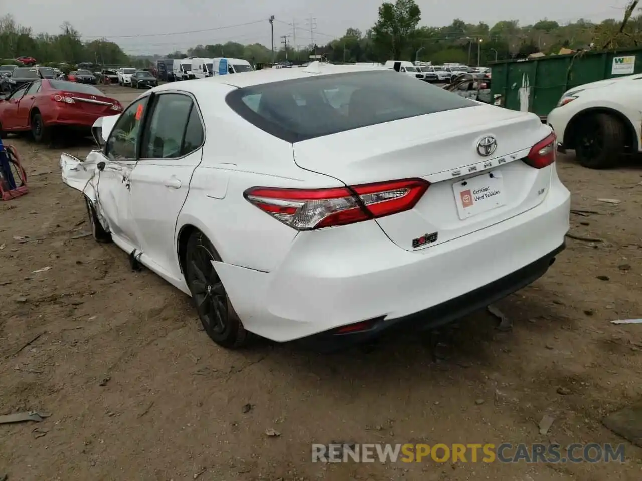 3 Photograph of a damaged car 4T1B11HK4KU705926 TOYOTA CAMRY 2019