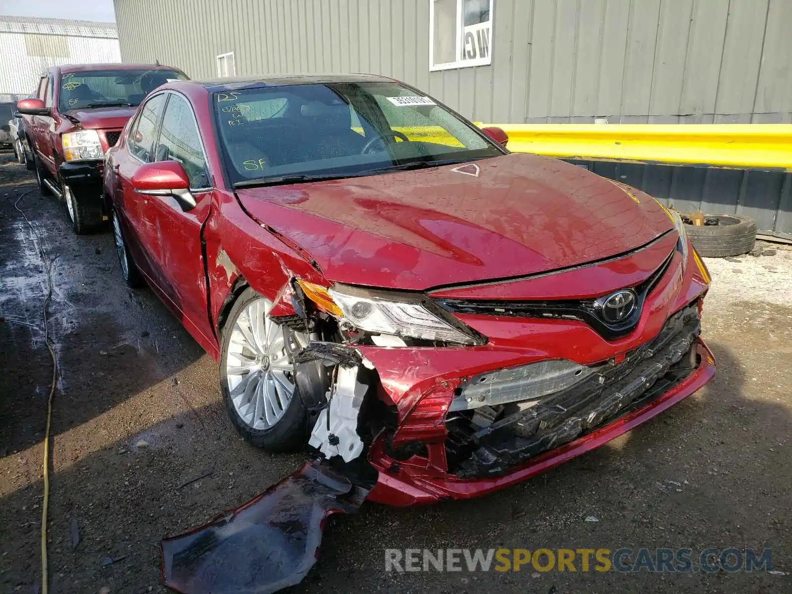 1 Photograph of a damaged car 4T1B11HK4KU706249 TOYOTA CAMRY 2019