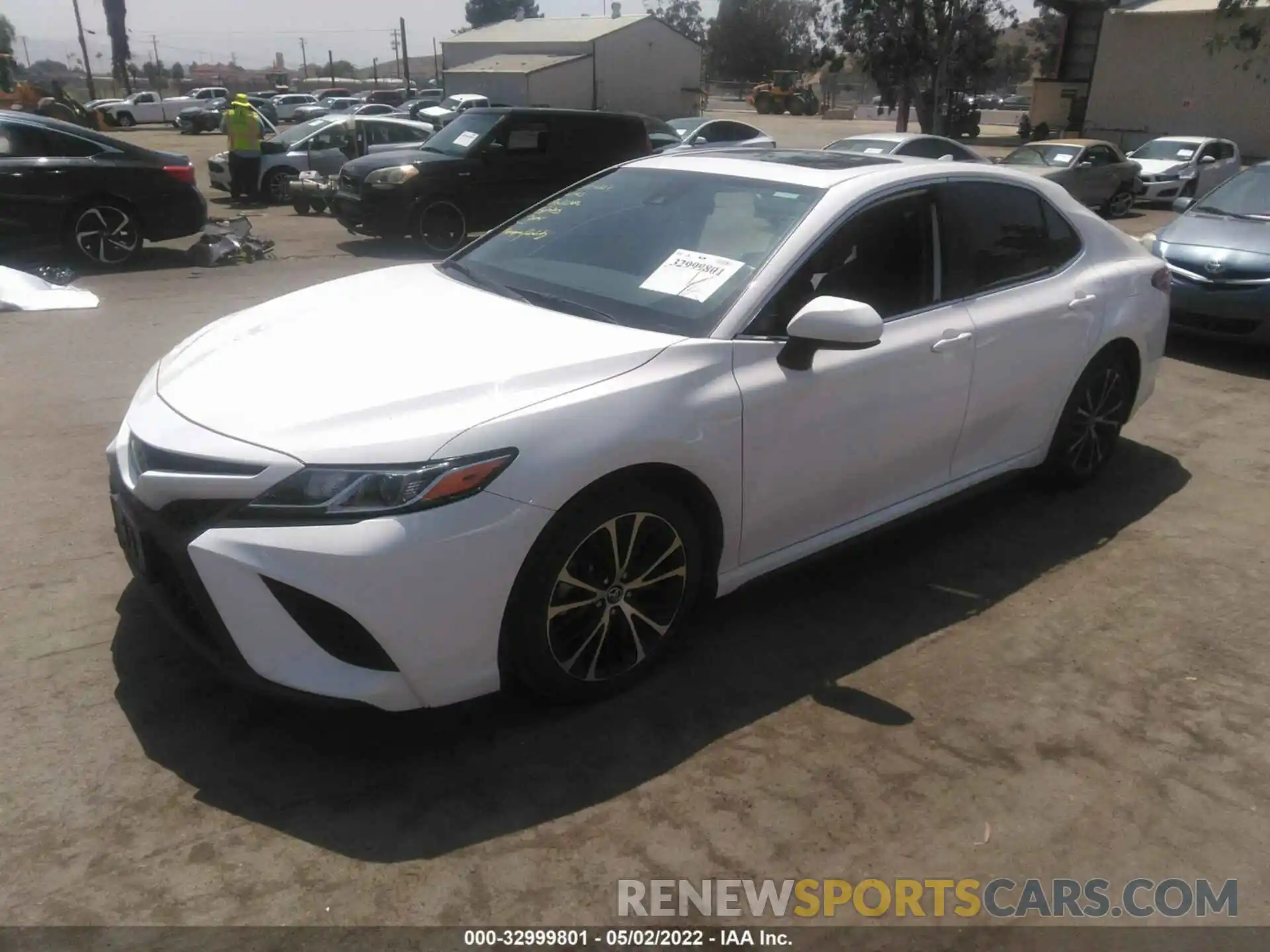 2 Photograph of a damaged car 4T1B11HK4KU708924 TOYOTA CAMRY 2019