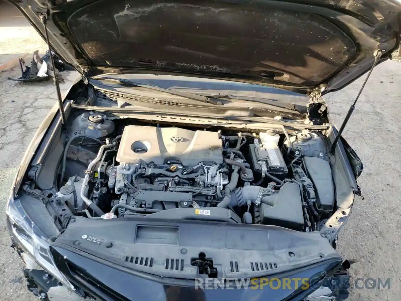 7 Photograph of a damaged car 4T1B11HK4KU708986 TOYOTA CAMRY 2019