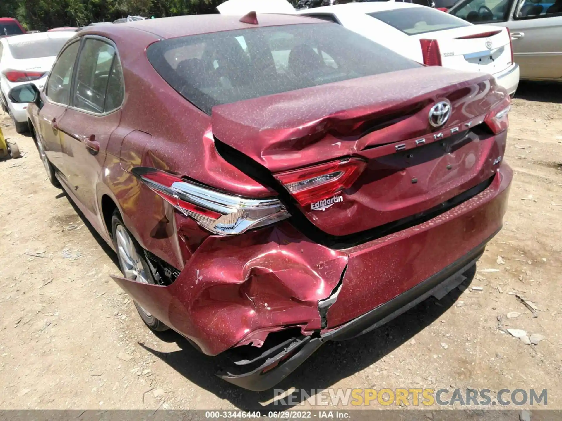 6 Photograph of a damaged car 4T1B11HK4KU709023 TOYOTA CAMRY 2019