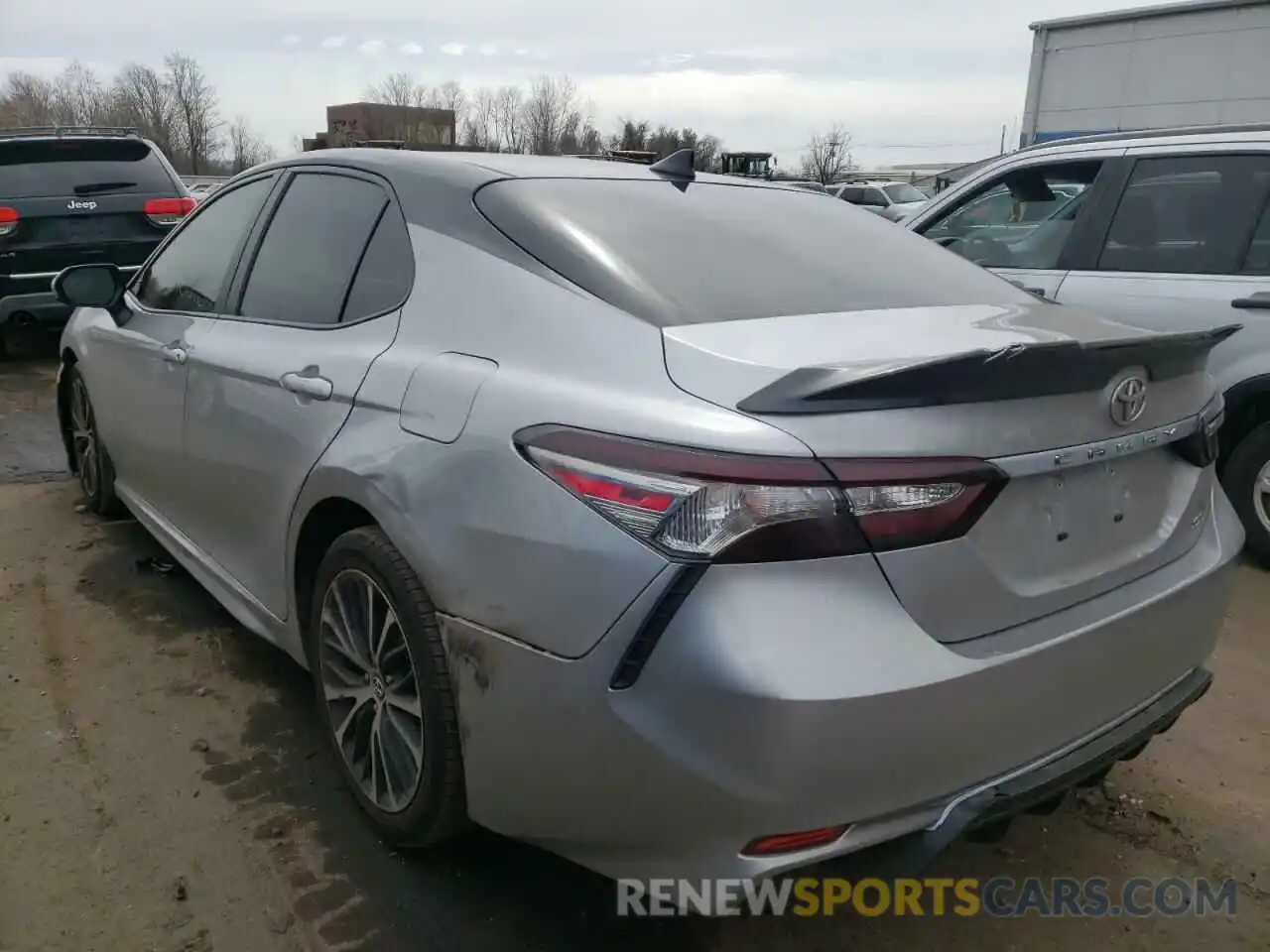 3 Photograph of a damaged car 4T1B11HK4KU709149 TOYOTA CAMRY 2019