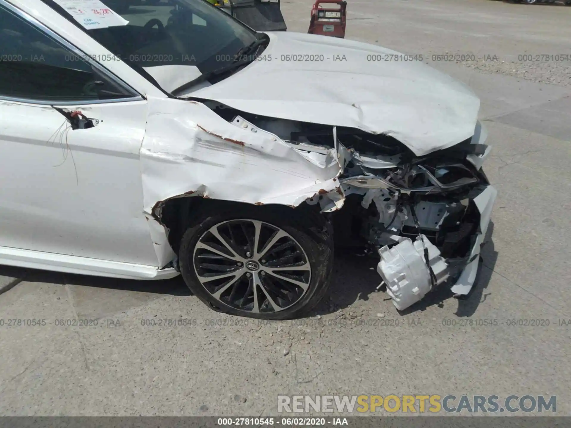 6 Photograph of a damaged car 4T1B11HK4KU716912 TOYOTA CAMRY 2019