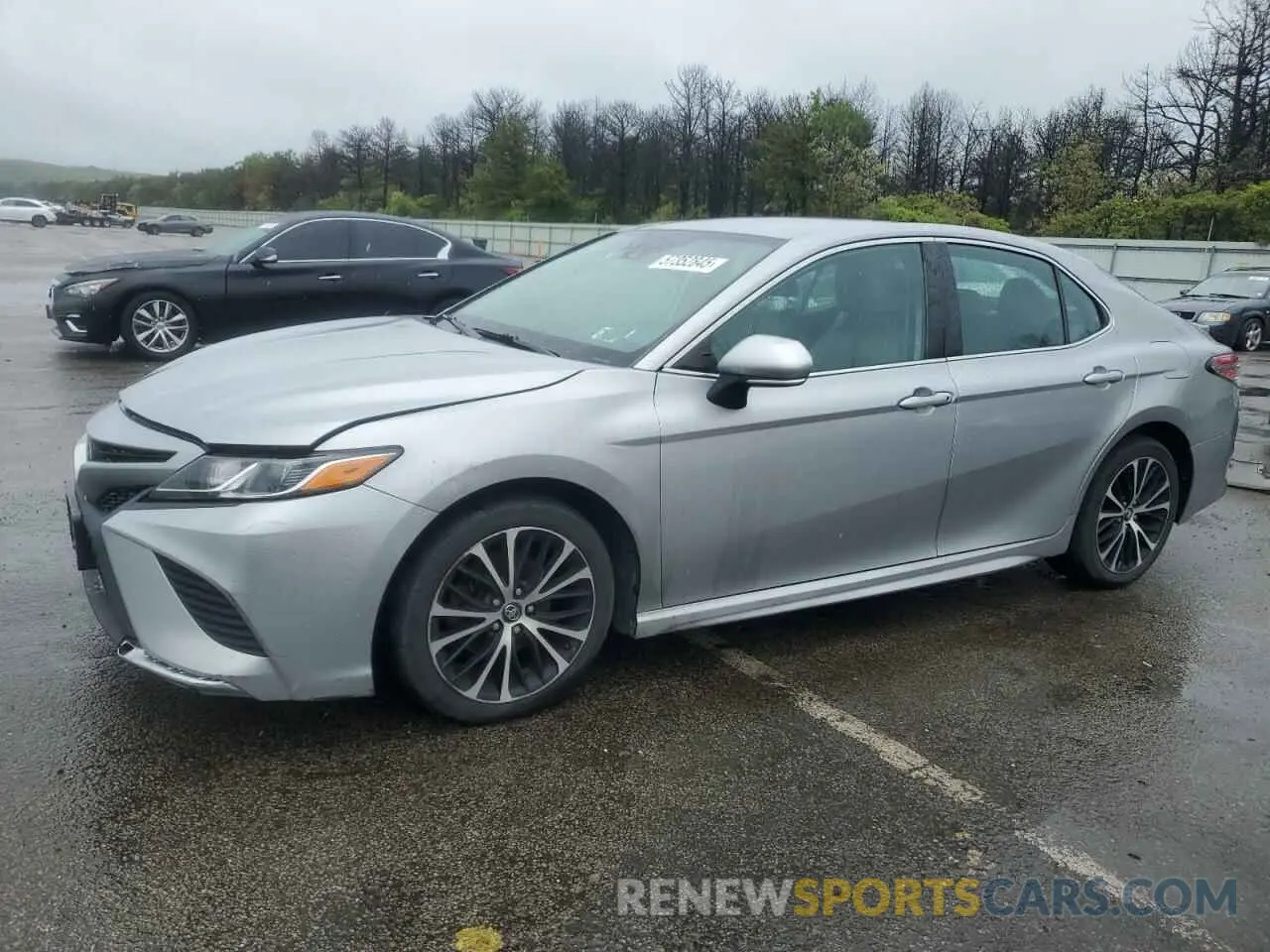 1 Photograph of a damaged car 4T1B11HK4KU717798 TOYOTA CAMRY 2019