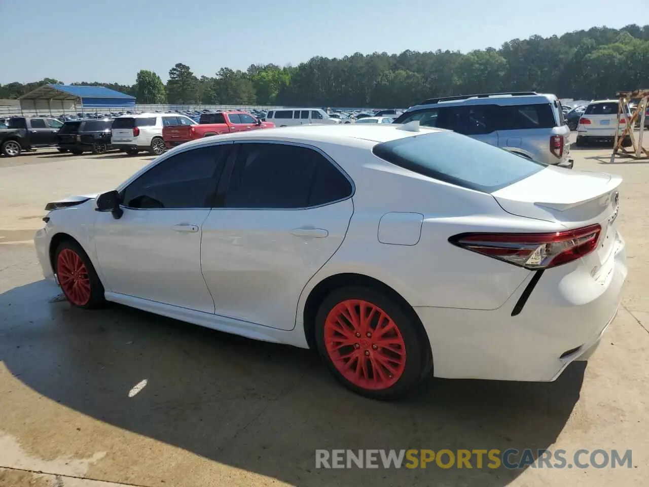 2 Photograph of a damaged car 4T1B11HK4KU718014 TOYOTA CAMRY 2019