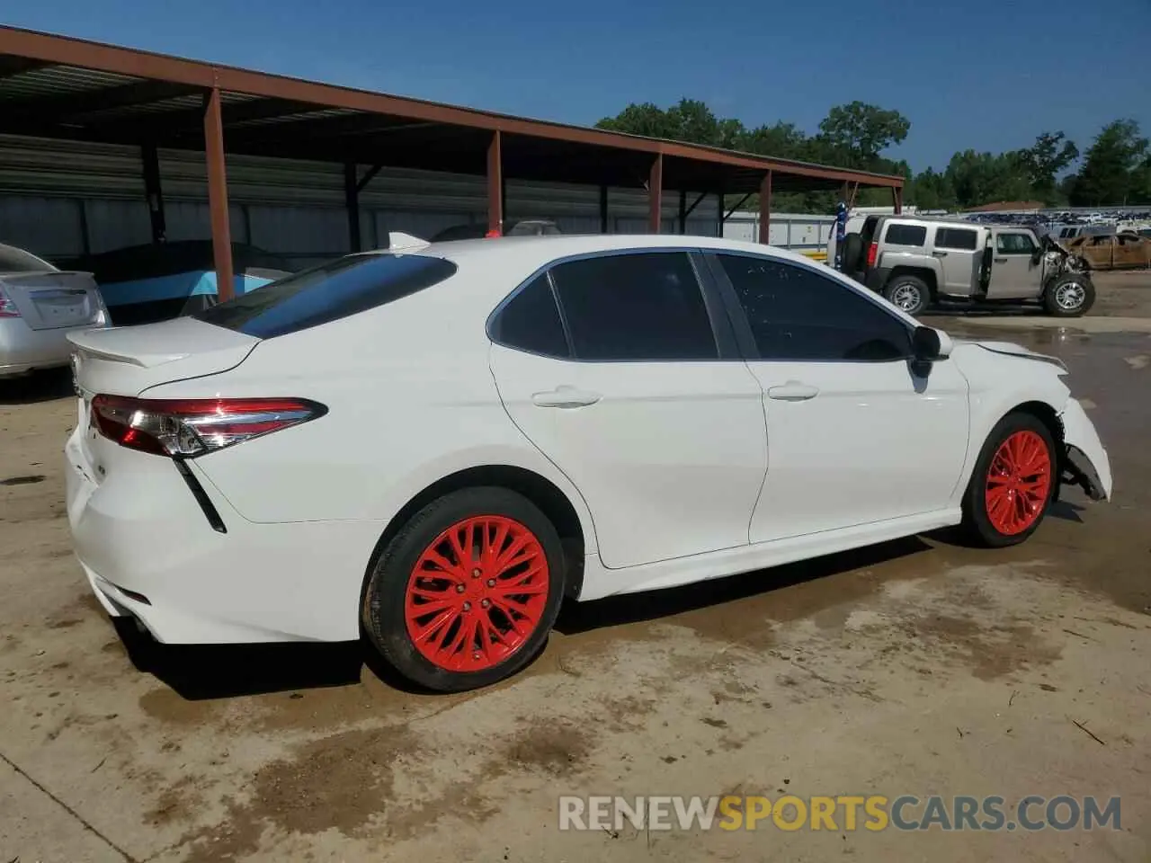 3 Photograph of a damaged car 4T1B11HK4KU718014 TOYOTA CAMRY 2019