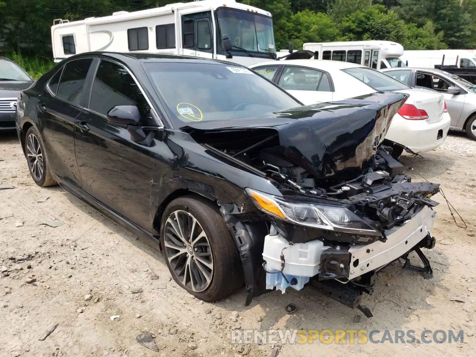 1 Photograph of a damaged car 4T1B11HK4KU718188 TOYOTA CAMRY 2019