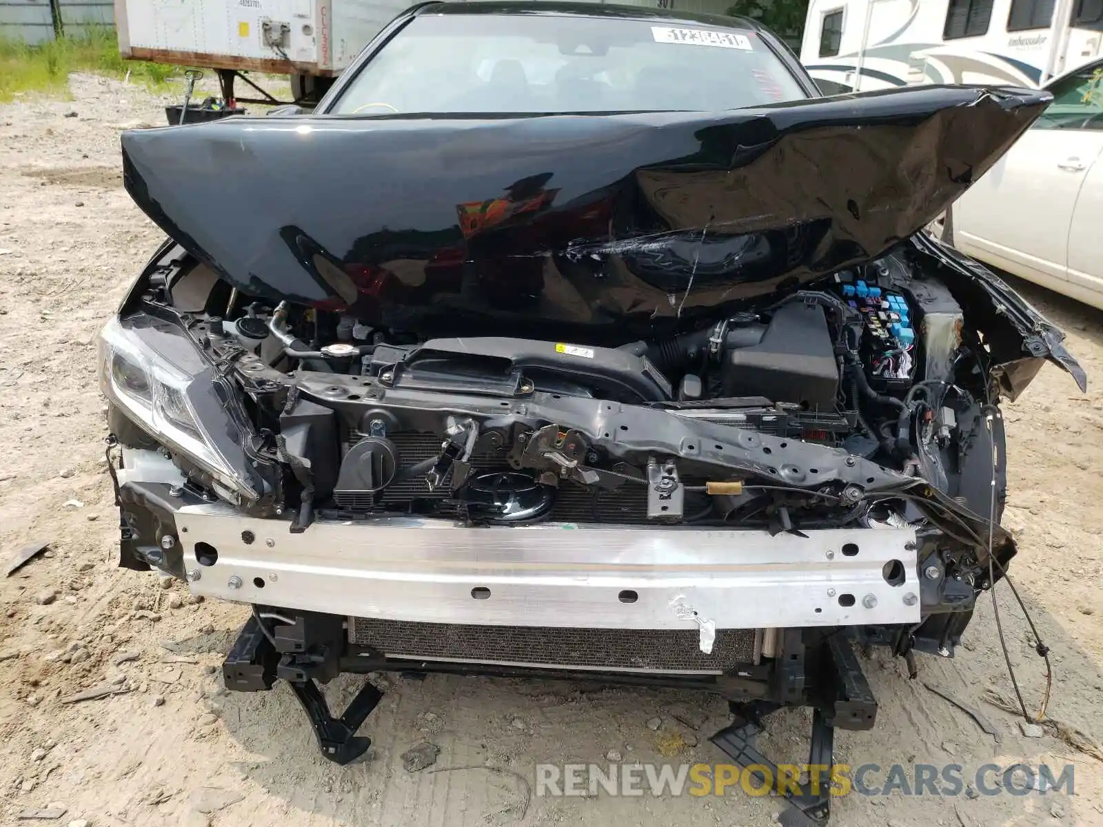 9 Photograph of a damaged car 4T1B11HK4KU718188 TOYOTA CAMRY 2019