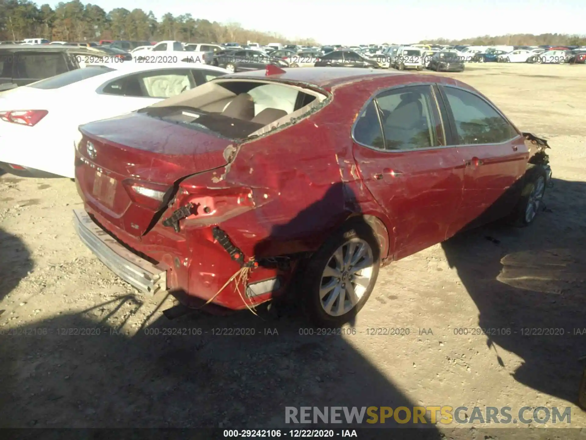 4 Photograph of a damaged car 4T1B11HK4KU720667 TOYOTA CAMRY 2019