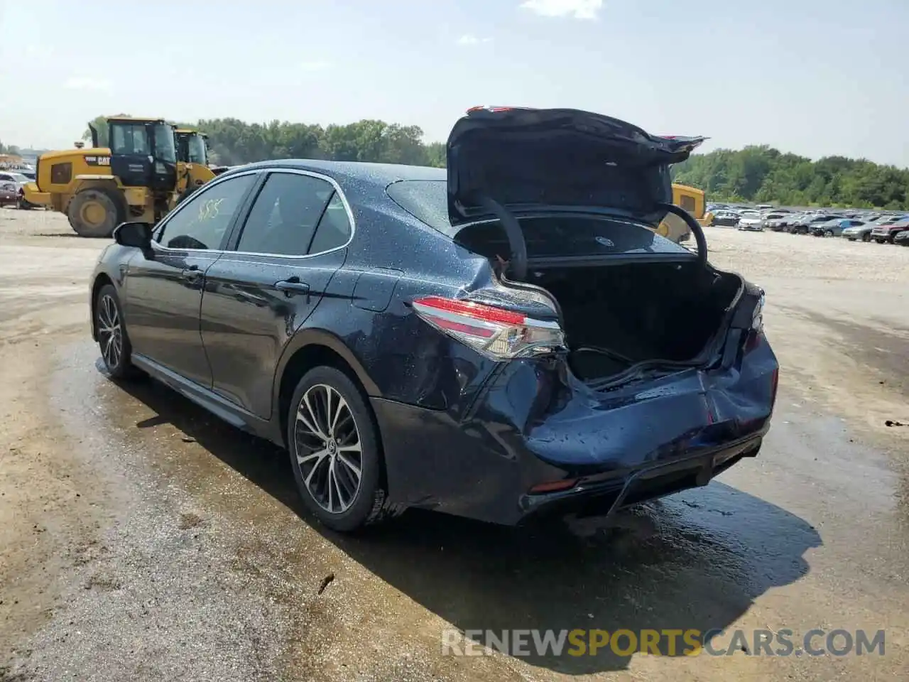 3 Photograph of a damaged car 4T1B11HK4KU720815 TOYOTA CAMRY 2019