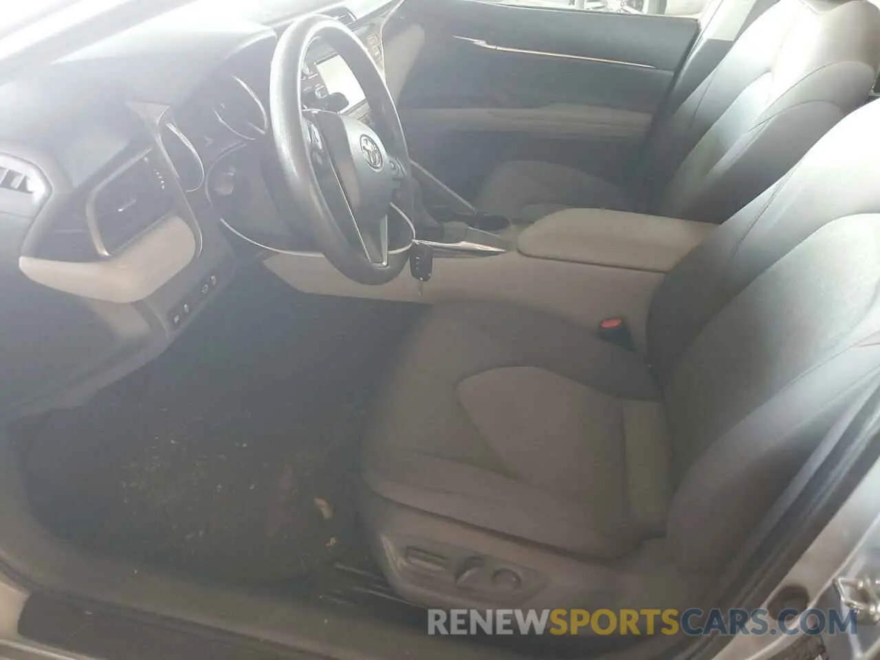 7 Photograph of a damaged car 4T1B11HK4KU723813 TOYOTA CAMRY 2019